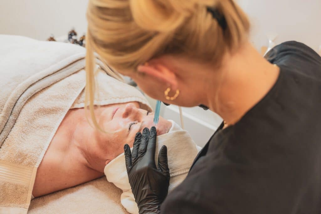 Jetpeel Behandlung im Kosmetikstudio Hannover